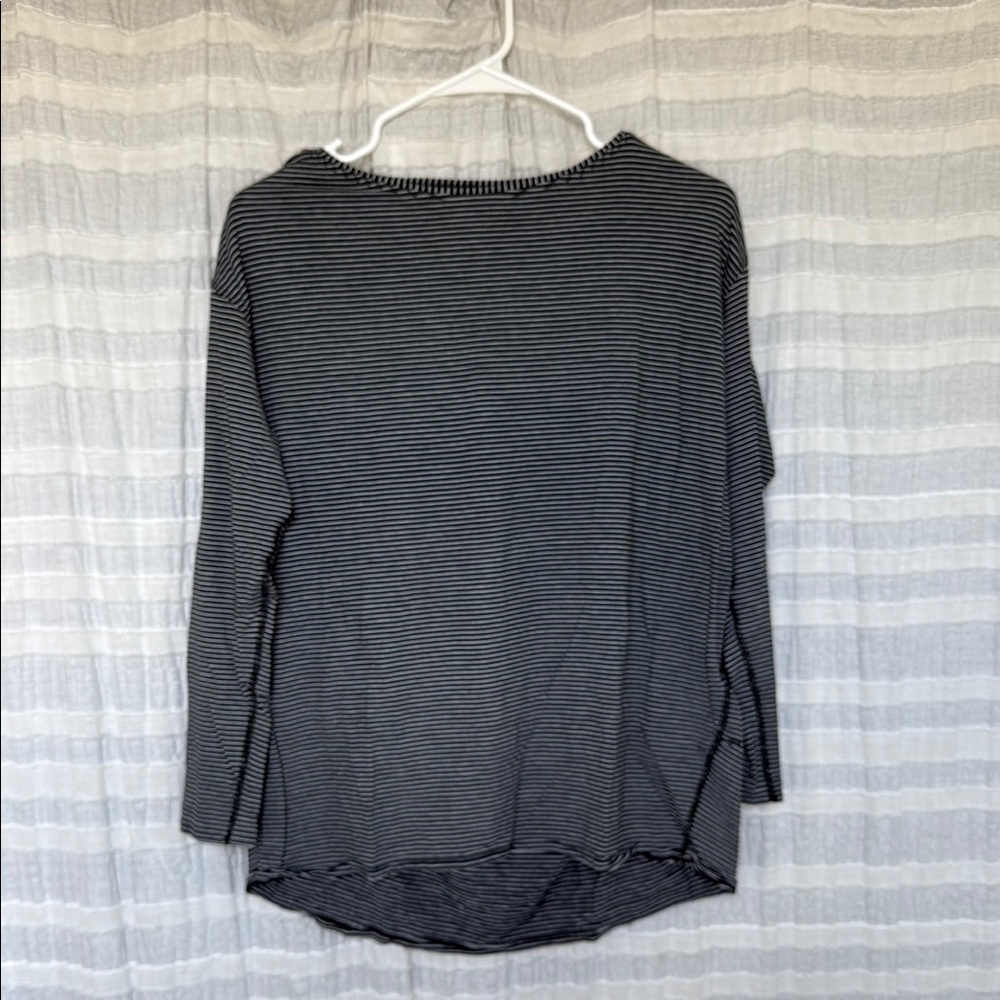 Lululemon Athletica Gray Relaxed Sweatshirt